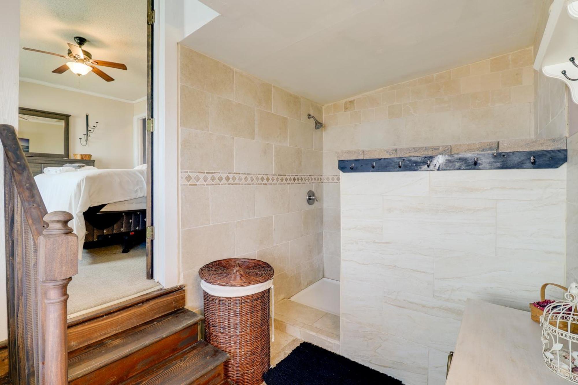 Oceanfront Milford Home With View And Boat Access 외부 사진