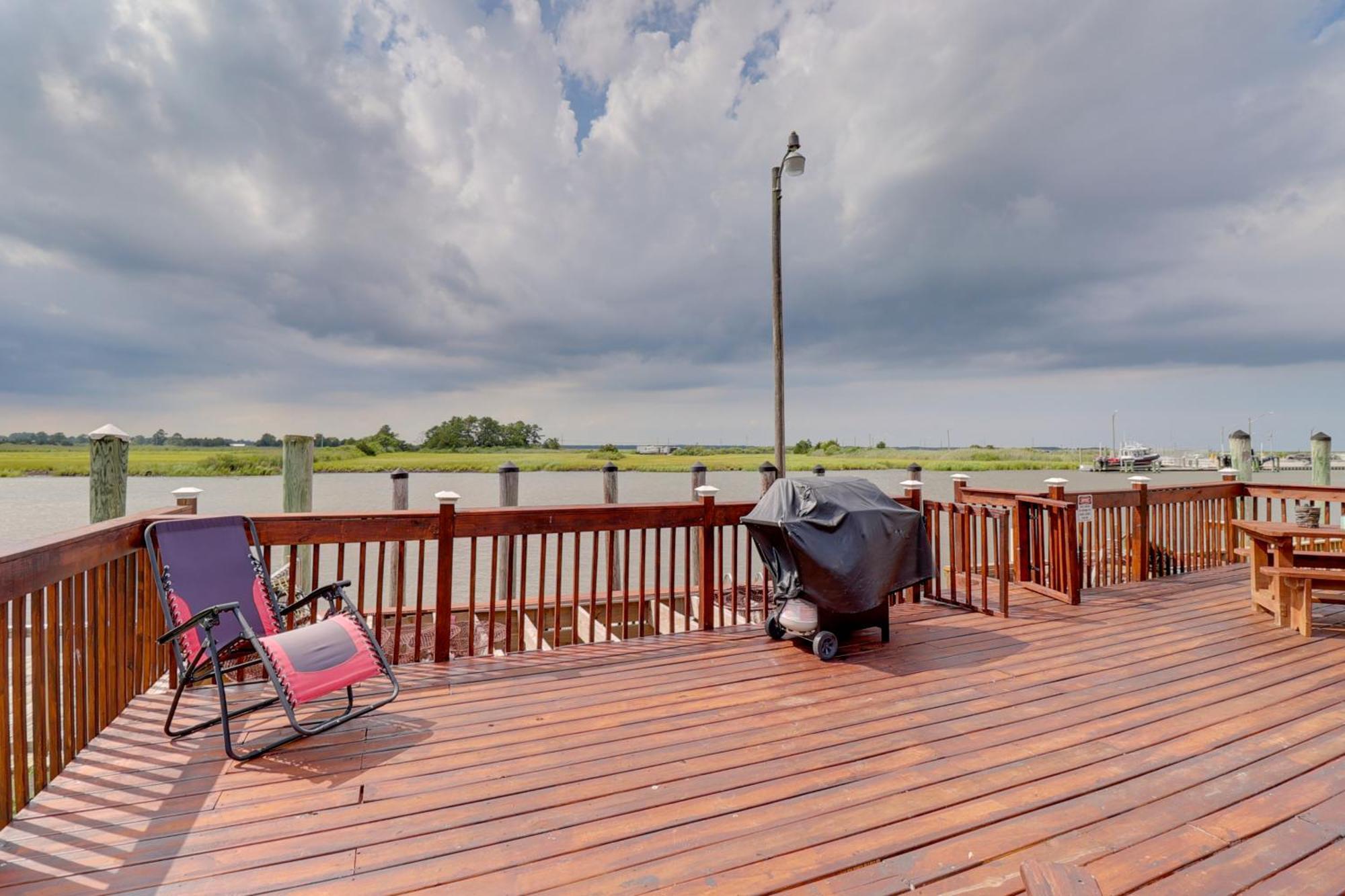 Oceanfront Milford Home With View And Boat Access 외부 사진